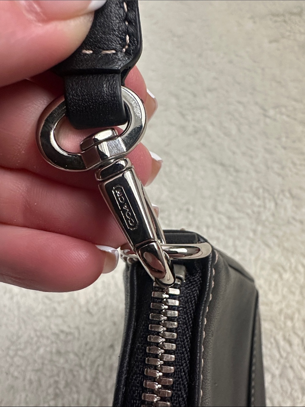 Y2K Coach 7785 Hamptons Demi Pouch Black Leather Bag Purse Old Money Minimalist - Picture 8 of 10
